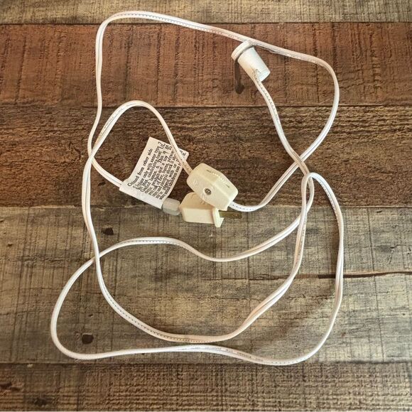 DEPARTMENT 56 Porcelain Lighted Nativity Winter Silhouette White Manger Holy - Picture 10 of 13